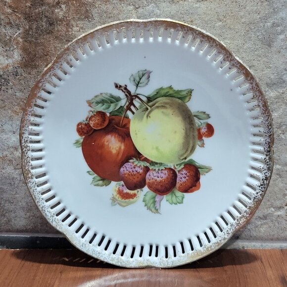 Vintage Decorative Plate Fruit Design Pierced Gilded Gold Edge - Picture 1 of 11